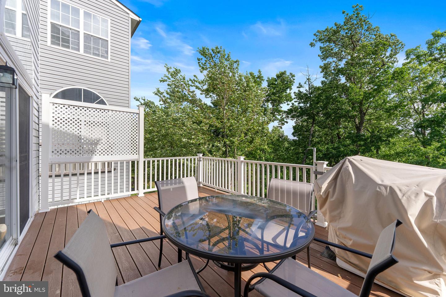 2386 BATTERY HILL CIR, WOODBRIDGE, Virginia 22191, 3 Bedrooms Bedrooms, ,3 BathroomsBathrooms,Residential,For sale,2386 BATTERY HILL CIR,VAPW2094098 MLS # VAPW2094098