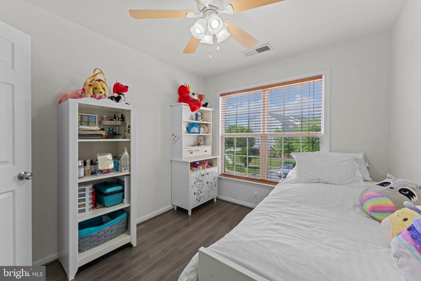 2386 BATTERY HILL CIR, WOODBRIDGE, Virginia 22191, 3 Bedrooms Bedrooms, ,3 BathroomsBathrooms,Residential,For sale,2386 BATTERY HILL CIR,VAPW2094098 MLS # VAPW2094098