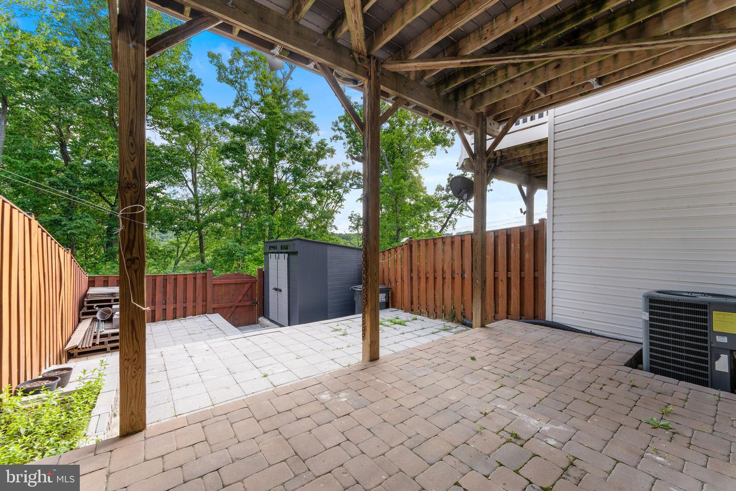 2386 BATTERY HILL CIR, WOODBRIDGE, Virginia 22191, 3 Bedrooms Bedrooms, ,3 BathroomsBathrooms,Residential,For sale,2386 BATTERY HILL CIR,VAPW2094098 MLS # VAPW2094098