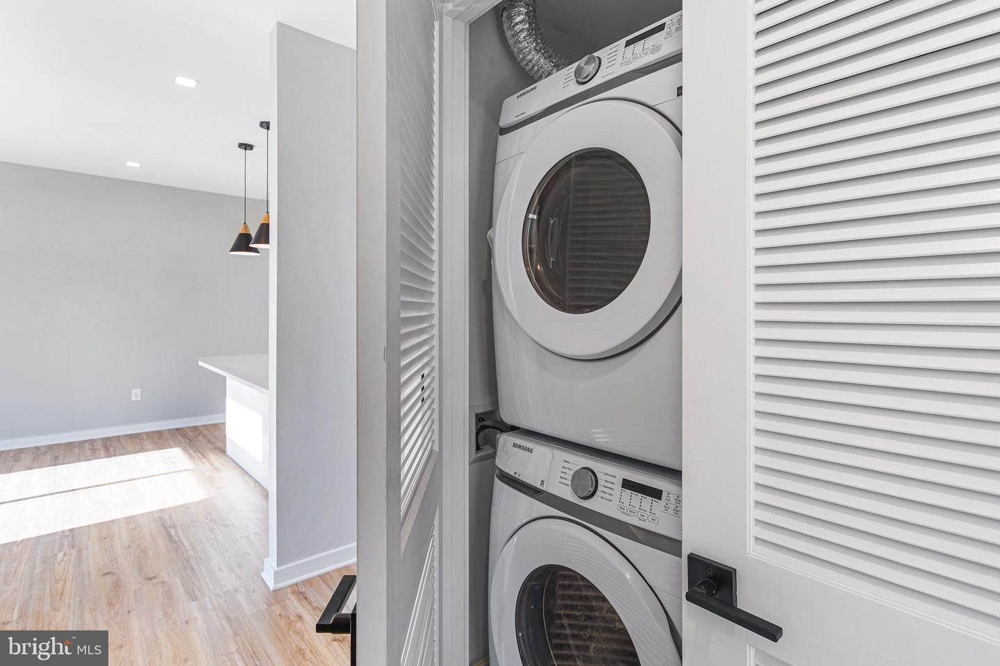 1358 FLORIDA AVE NE #302, WASHINGTON, District Of Columbia 20002, 2 Bedrooms Bedrooms, ,2 BathroomsBathrooms,Residential,For sale,1358 FLORIDA AVE NE #302,DCDC2199230 MLS # DCDC2199230