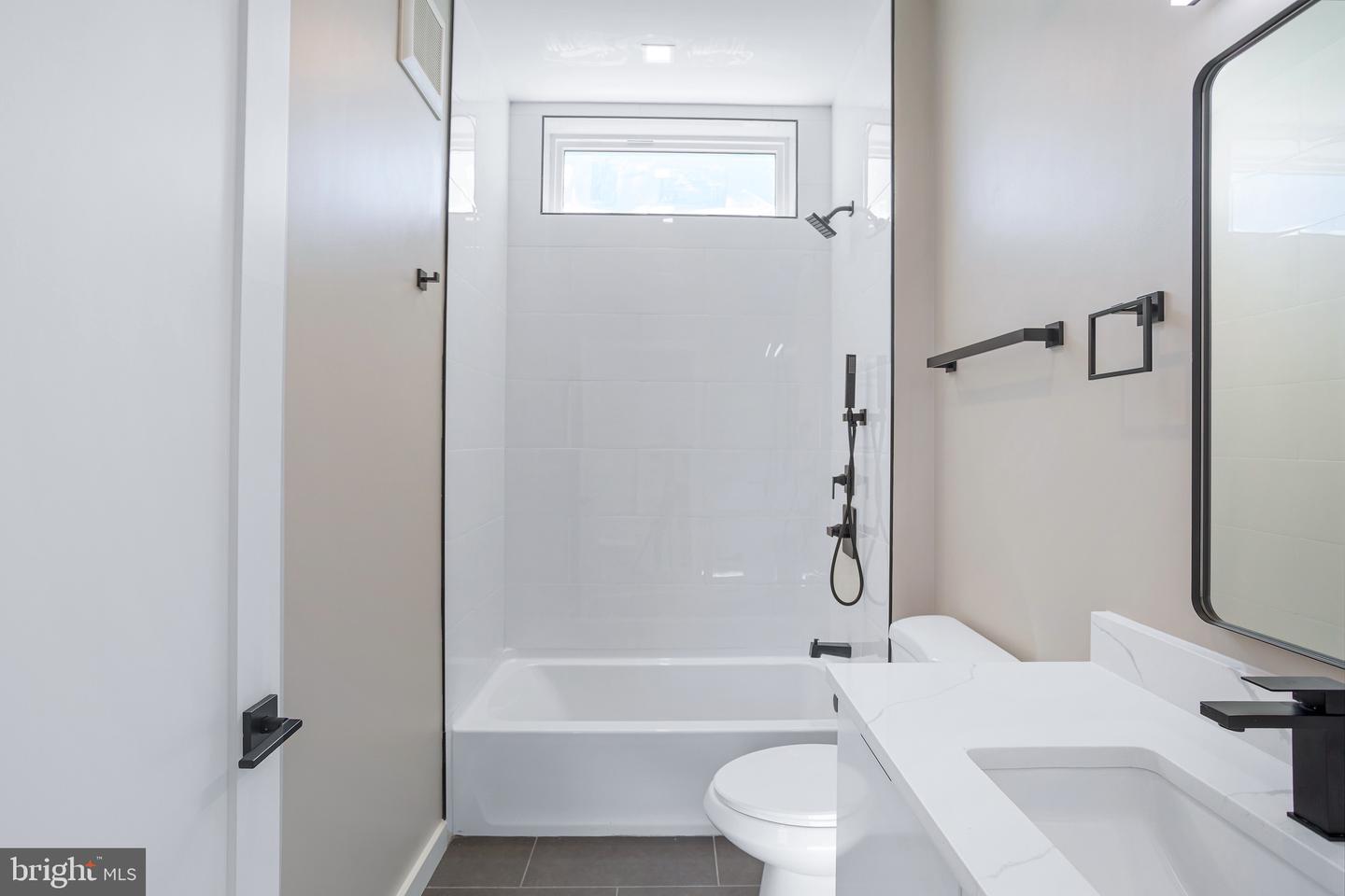 1358 FLORIDA AVE NE #PH02, WASHINGTON, District Of Columbia 20002, 3 Bedrooms Bedrooms, ,2 BathroomsBathrooms,Residential,For sale,1358 FLORIDA AVE NE #PH02,DCDC2199238 MLS # DCDC2199238