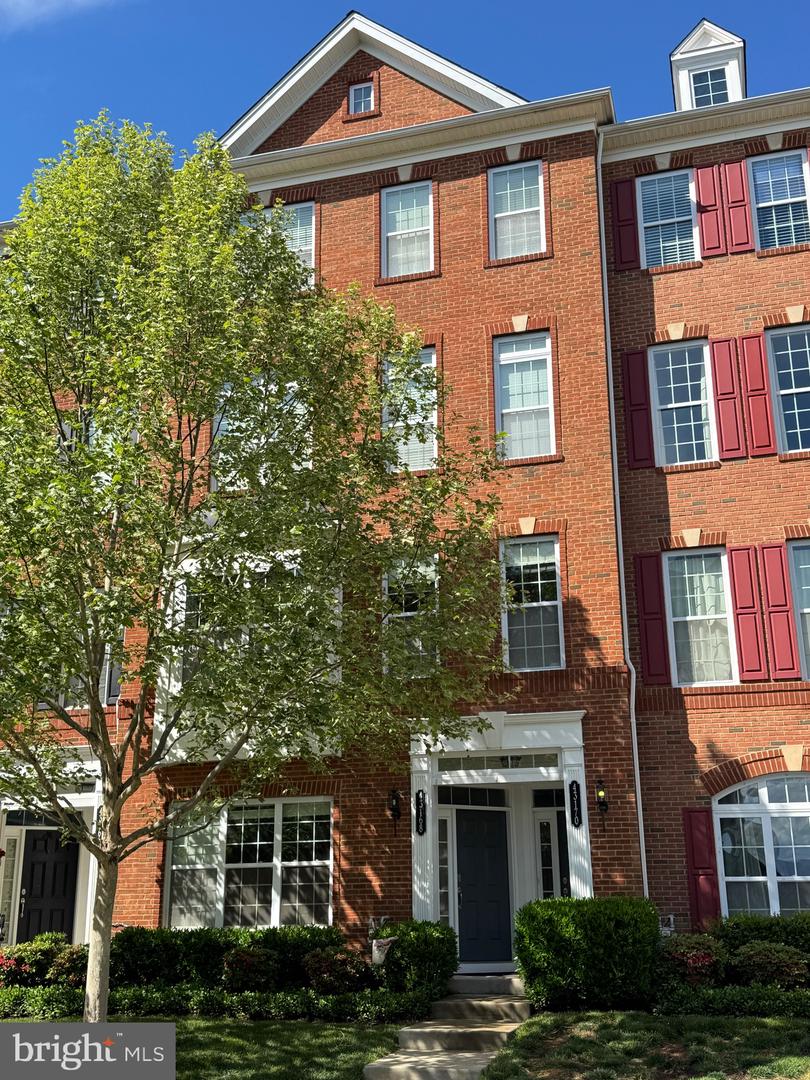 43168 WEALDSTONE TER, ASHBURN, Virginia 20148, 3 Bedrooms Bedrooms, ,2 BathroomsBathrooms,Residential,For sale,43168 WEALDSTONE TER,VALO2095698 MLS # VALO2095698