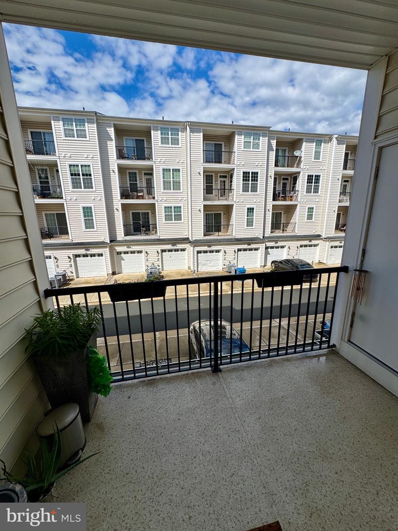 43168 WEALDSTONE TER, ASHBURN, Virginia 20148, 3 Bedrooms Bedrooms, ,2 BathroomsBathrooms,Residential,For sale,43168 WEALDSTONE TER,VALO2095698 MLS # VALO2095698