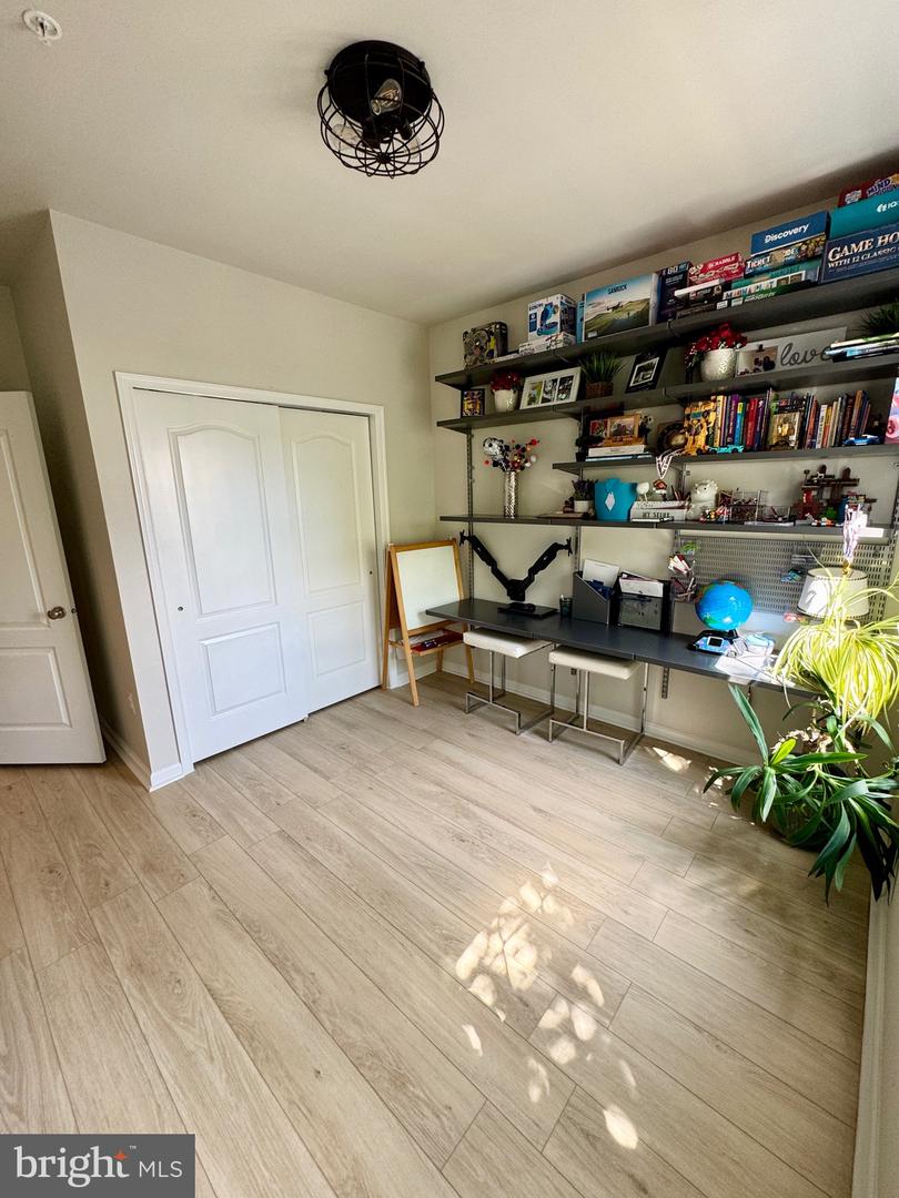 43168 WEALDSTONE TER, ASHBURN, Virginia 20148, 3 Bedrooms Bedrooms, ,2 BathroomsBathrooms,Residential,For sale,43168 WEALDSTONE TER,VALO2095698 MLS # VALO2095698