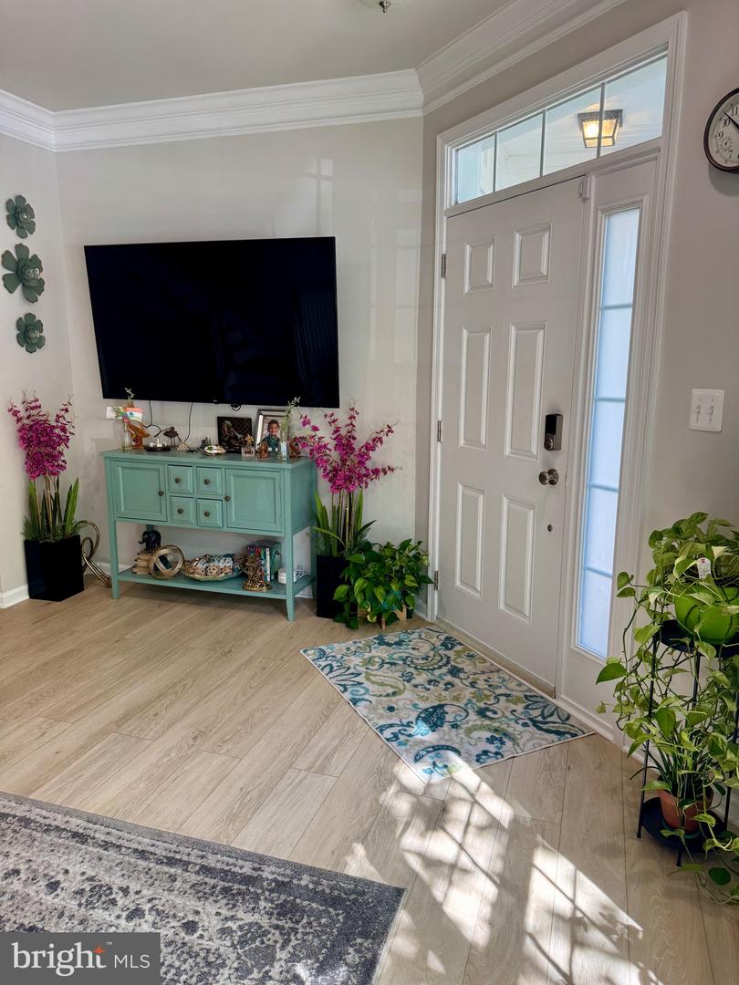 43168 WEALDSTONE TER, ASHBURN, Virginia 20148, 3 Bedrooms Bedrooms, ,2 BathroomsBathrooms,Residential,For sale,43168 WEALDSTONE TER,VALO2095698 MLS # VALO2095698