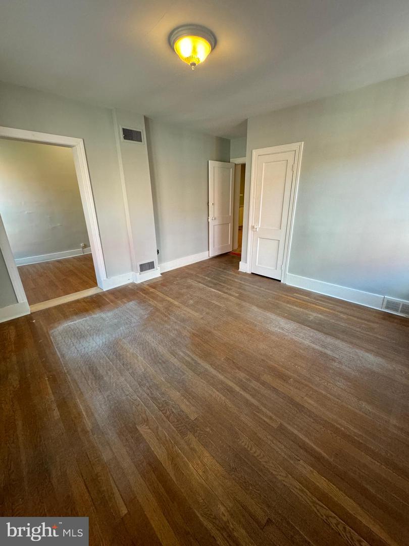 214 S BRADDOCK ST, WINCHESTER, Virginia 22601, 5 Bedrooms Bedrooms, ,2 BathroomsBathrooms,Residential,For sale,214 S BRADDOCK ST,VAWI2007628 MLS # VAWI2007628
