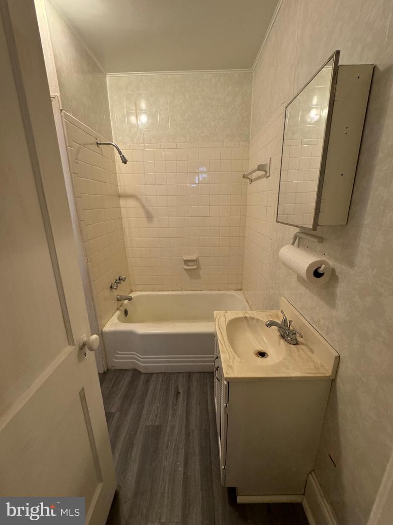 214 S BRADDOCK ST, WINCHESTER, Virginia 22601, 5 Bedrooms Bedrooms, ,2 BathroomsBathrooms,Residential,For sale,214 S BRADDOCK ST,VAWI2007628 MLS # VAWI2007628