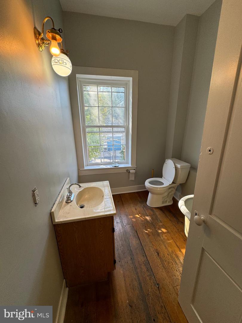 214 S BRADDOCK ST, WINCHESTER, Virginia 22601, 5 Bedrooms Bedrooms, ,2 BathroomsBathrooms,Residential,For sale,214 S BRADDOCK ST,VAWI2007628 MLS # VAWI2007628