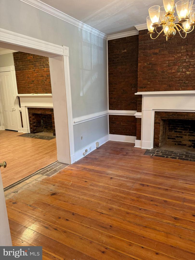 214 S BRADDOCK ST, WINCHESTER, Virginia 22601, 5 Bedrooms Bedrooms, ,2 BathroomsBathrooms,Residential,For sale,214 S BRADDOCK ST,VAWI2007628 MLS # VAWI2007628