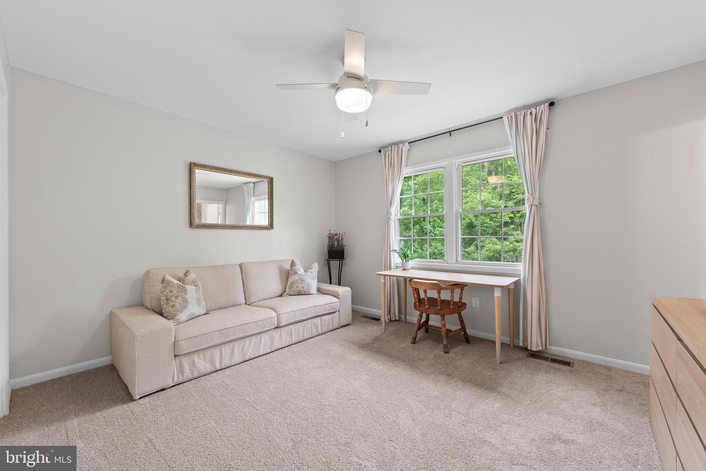 9518 CENTER ST, VIENNA, Virginia 22181, 4 Bedrooms Bedrooms, ,3 BathroomsBathrooms,Residential,For sale,9518 CENTER ST,VAFX2238878 MLS # VAFX2238878