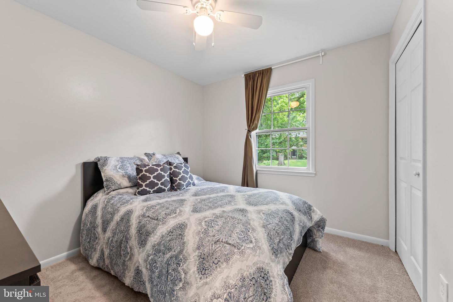 9518 CENTER ST, VIENNA, Virginia 22181, 4 Bedrooms Bedrooms, ,3 BathroomsBathrooms,Residential,For sale,9518 CENTER ST,VAFX2238878 MLS # VAFX2238878