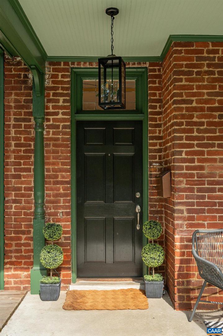 513 AVON ST, CHARLOTTESVILLE, Virginia 22902, 3 Bedrooms Bedrooms, ,2 BathroomsBathrooms,Residential,For sale,513 AVON ST,664137 MLS # 664137