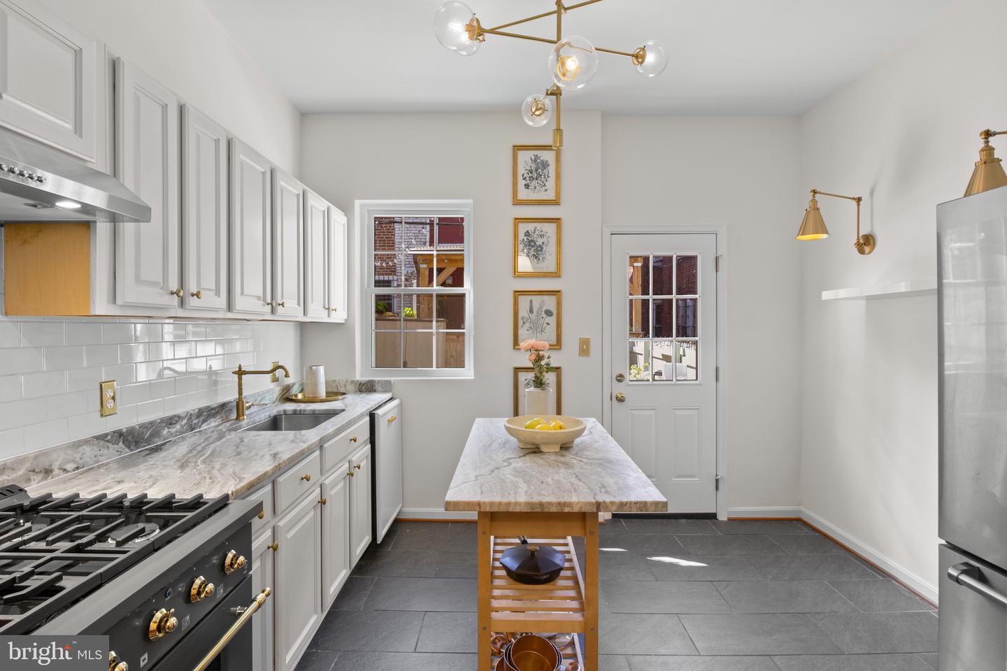 772 HARVARD ST NW, WASHINGTON, District Of Columbia 20001, 4 Bedrooms Bedrooms, ,2 BathroomsBathrooms,Residential,For sale,772 HARVARD ST NW,DCDC2199160 MLS # DCDC2199160