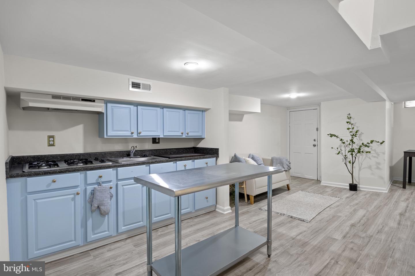 772 HARVARD ST NW, WASHINGTON, District Of Columbia 20001, 4 Bedrooms Bedrooms, ,2 BathroomsBathrooms,Residential,For sale,772 HARVARD ST NW,DCDC2199160 MLS # DCDC2199160