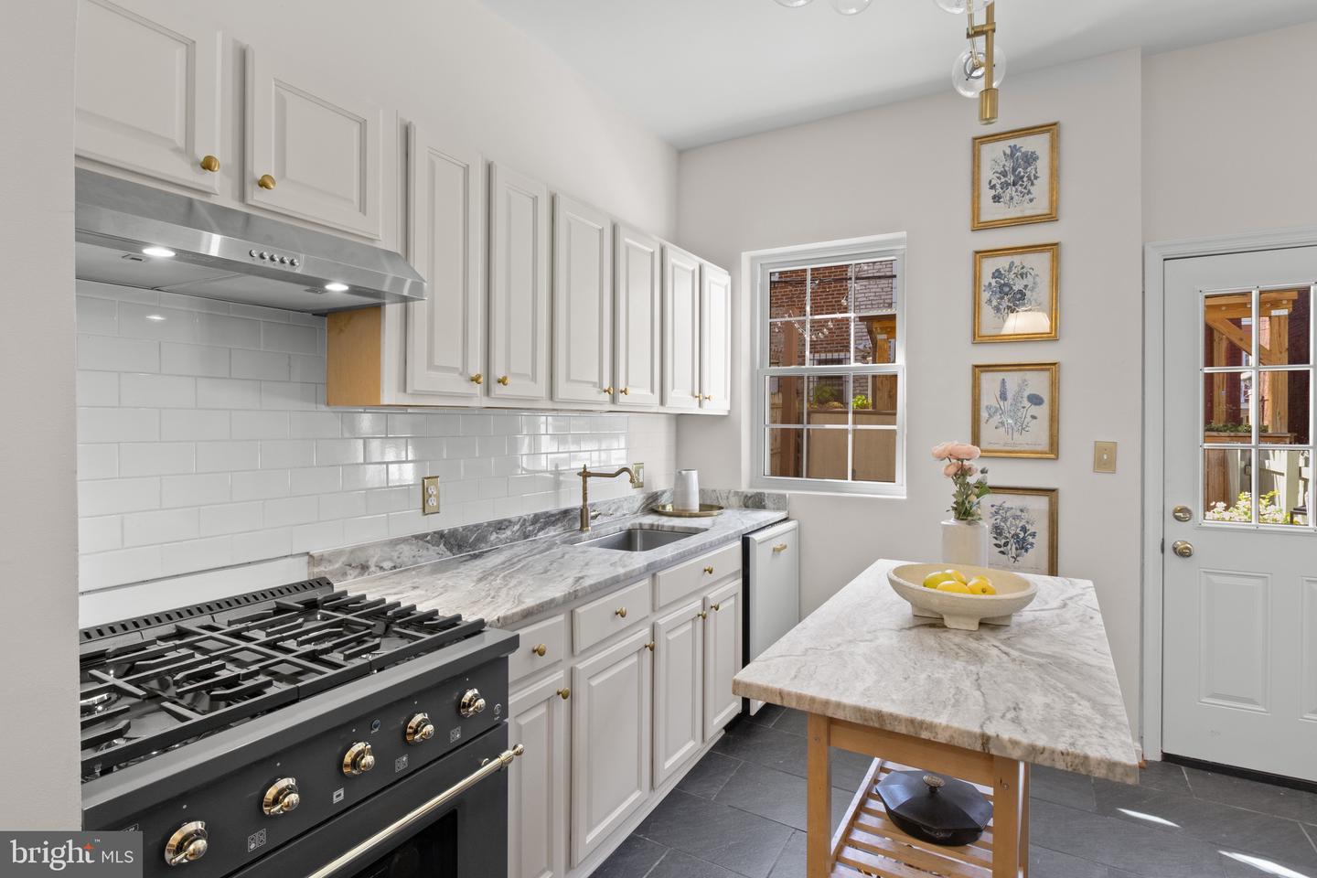 772 HARVARD ST NW, WASHINGTON, District Of Columbia 20001, 4 Bedrooms Bedrooms, ,2 BathroomsBathrooms,Residential,For sale,772 HARVARD ST NW,DCDC2199160 MLS # DCDC2199160