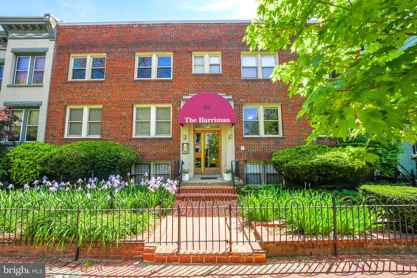 311 7TH ST NE #5, WASHINGTON, District Of Columbia 20002, 2 Bedrooms Bedrooms, ,1 BathroomBathrooms,Residential,For sale,311 7TH ST NE #5,DCDC2199192 MLS # DCDC2199192