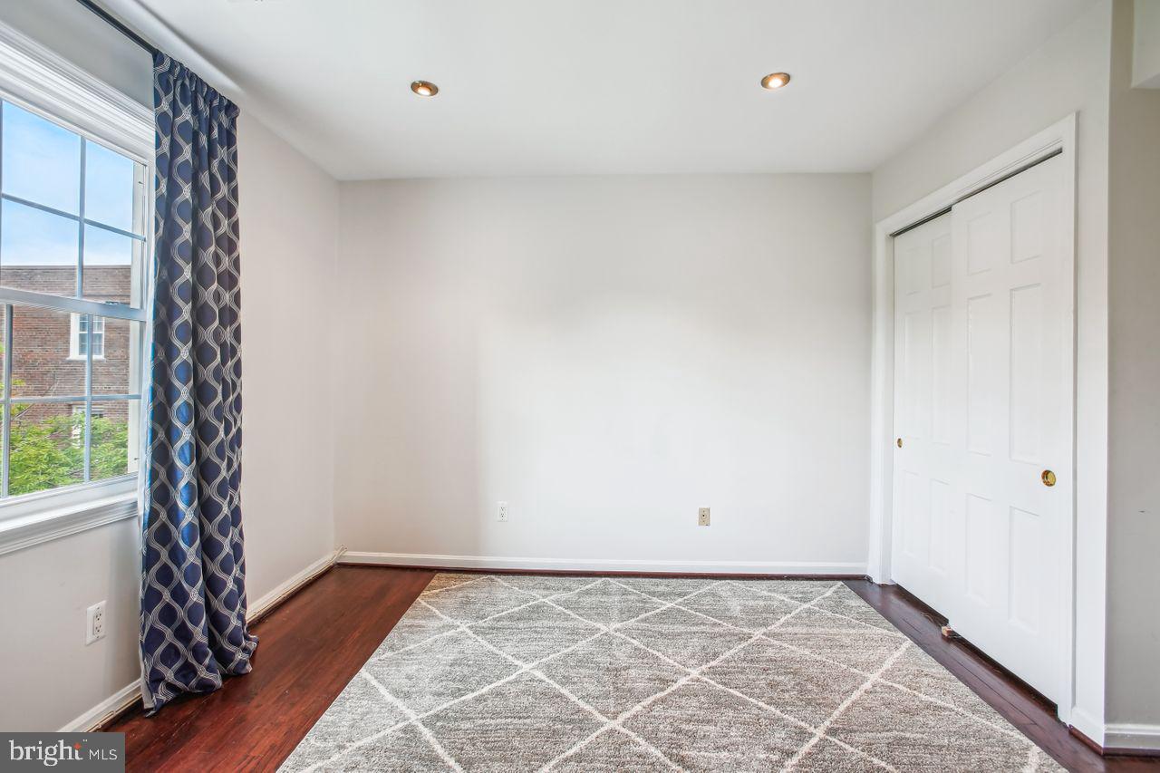 2015 37TH ST SE #301, WASHINGTON, District Of Columbia 20020, 2 Bedrooms Bedrooms, ,1 BathroomBathrooms,Residential,For sale,2015 37TH ST SE #301,DCDC2199132 MLS # DCDC2199132