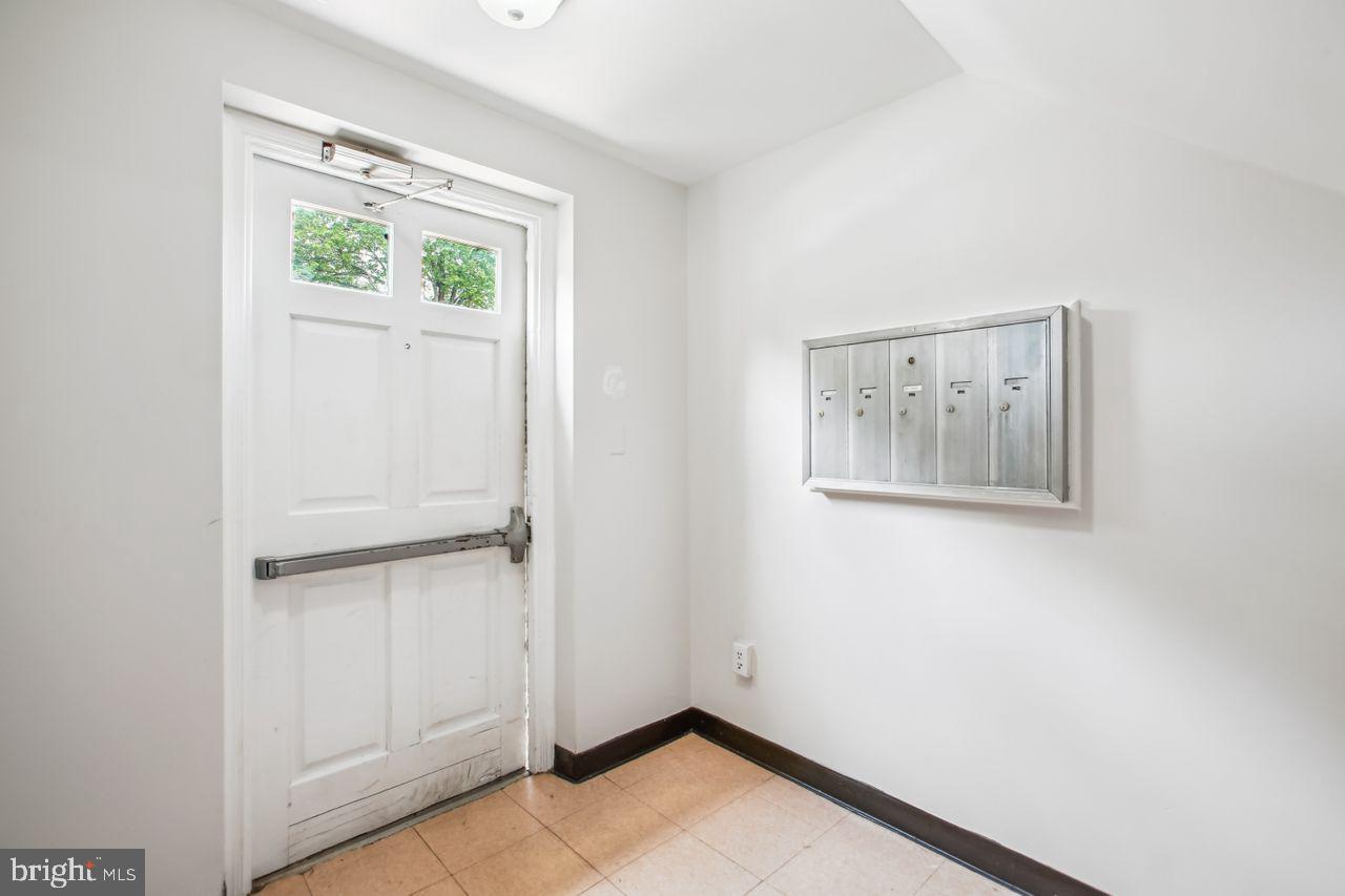 2015 37TH ST SE #301, WASHINGTON, District Of Columbia 20020, 2 Bedrooms Bedrooms, ,1 BathroomBathrooms,Residential,For sale,2015 37TH ST SE #301,DCDC2199132 MLS # DCDC2199132