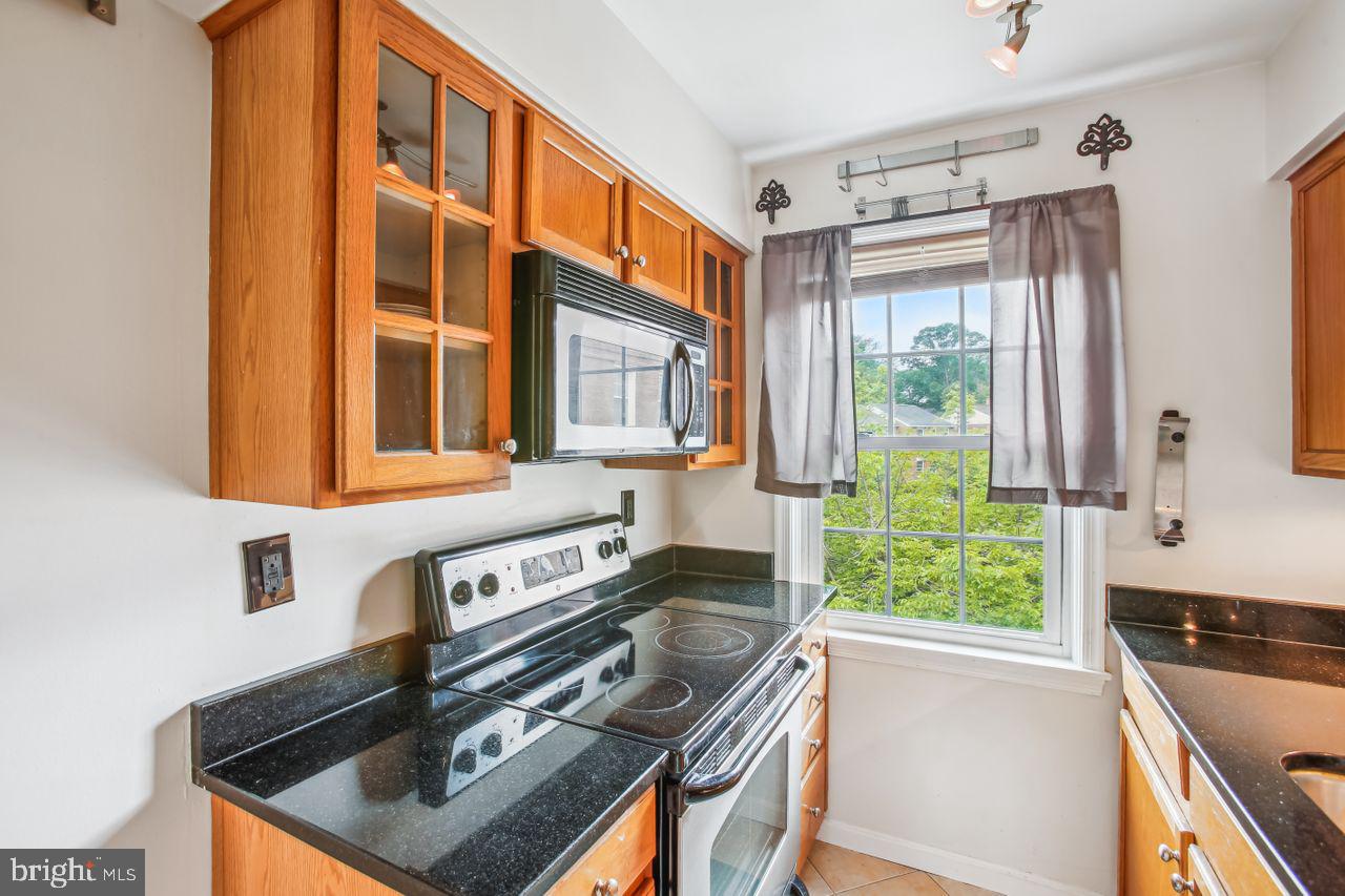 2015 37TH ST SE #301, WASHINGTON, District Of Columbia 20020, 2 Bedrooms Bedrooms, ,1 BathroomBathrooms,Residential,For sale,2015 37TH ST SE #301,DCDC2199132 MLS # DCDC2199132