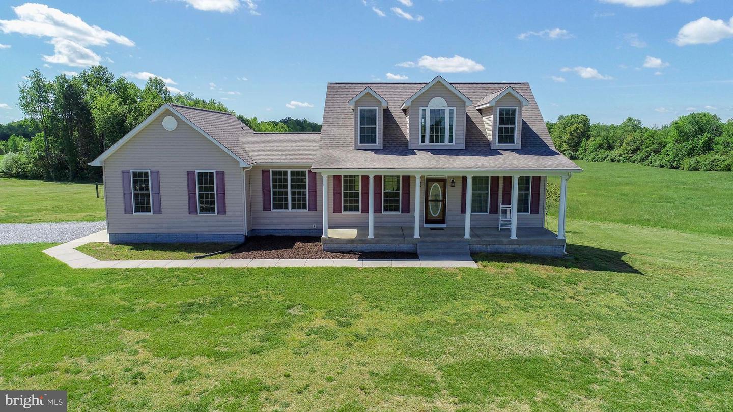 7204 MORRIS RD, SPOTSYLVANIA, Virginia 22551, 4 Bedrooms Bedrooms, ,3 BathroomsBathrooms,Residential,For sale,7204 MORRIS RD,VASP2032860 MLS # VASP2032860