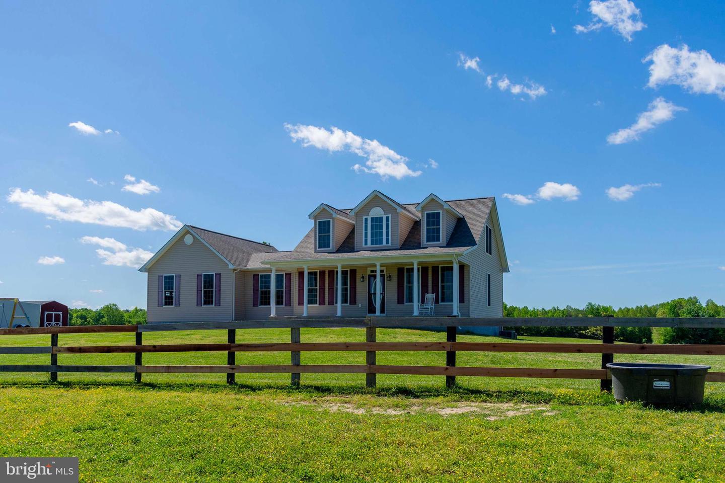 7204 MORRIS RD, SPOTSYLVANIA, Virginia 22551, 4 Bedrooms Bedrooms, ,3 BathroomsBathrooms,Residential,For sale,7204 MORRIS RD,VASP2032860 MLS # VASP2032860