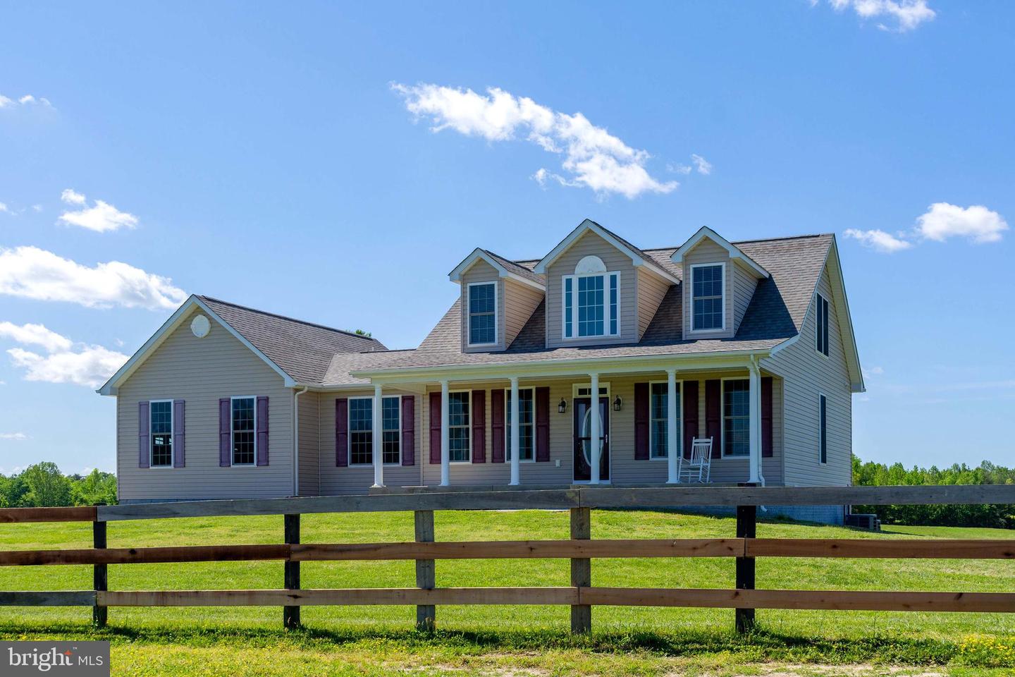 7204 MORRIS RD, SPOTSYLVANIA, Virginia 22551, 4 Bedrooms Bedrooms, ,3 BathroomsBathrooms,Residential,For sale,7204 MORRIS RD,VASP2032860 MLS # VASP2032860