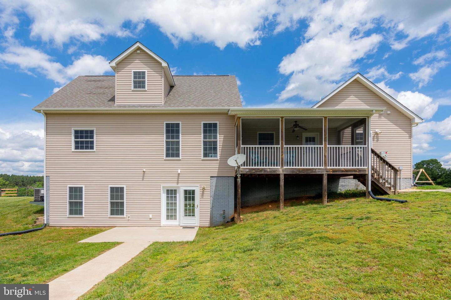 7204 MORRIS RD, SPOTSYLVANIA, Virginia 22551, 4 Bedrooms Bedrooms, ,3 BathroomsBathrooms,Residential,For sale,7204 MORRIS RD,VASP2032860 MLS # VASP2032860