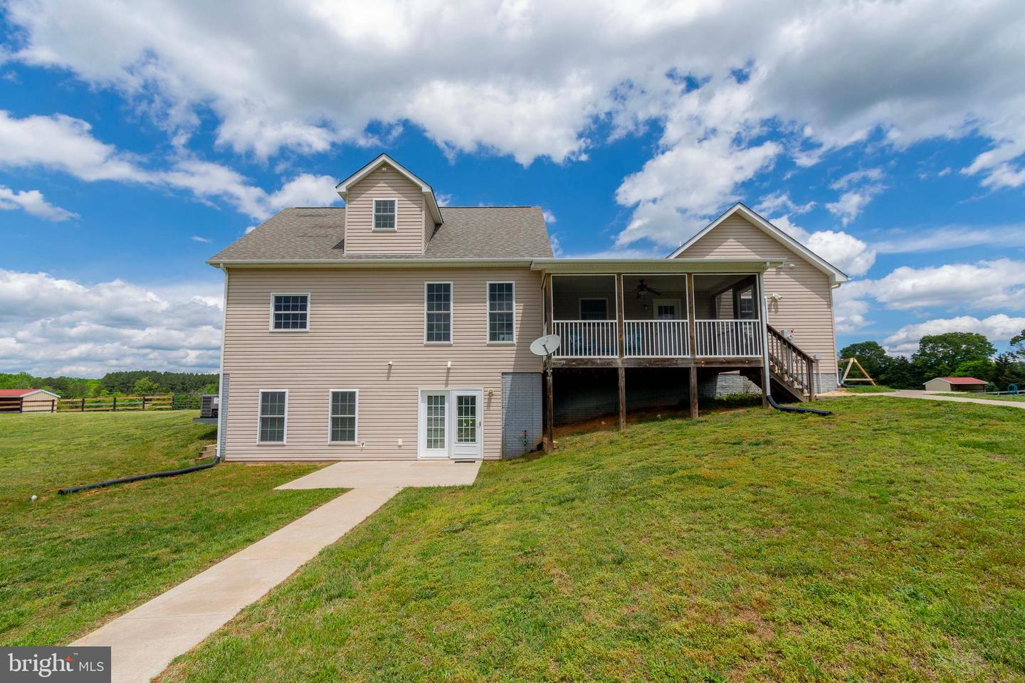 7204 MORRIS RD, SPOTSYLVANIA, Virginia 22551, 4 Bedrooms Bedrooms, ,3 BathroomsBathrooms,Residential,For sale,7204 MORRIS RD,VASP2032860 MLS # VASP2032860