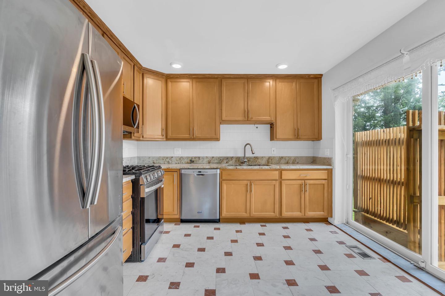 6809 BRADDOCK RD, SPRINGFIELD, Virginia 22151, 4 Bedrooms Bedrooms, ,3 BathroomsBathrooms,Residential,For sale,6809 BRADDOCK RD,VAFX2239036 MLS # VAFX2239036
