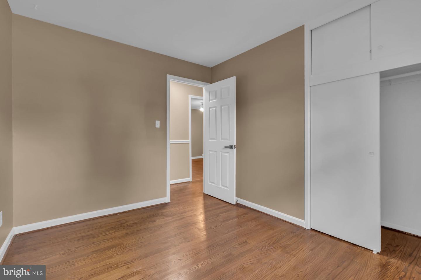 6809 BRADDOCK RD, SPRINGFIELD, Virginia 22151, 4 Bedrooms Bedrooms, ,3 BathroomsBathrooms,Residential,For sale,6809 BRADDOCK RD,VAFX2239036 MLS # VAFX2239036