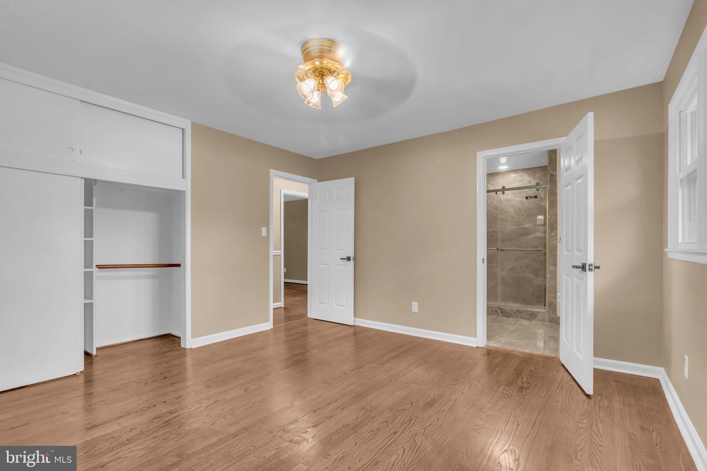 6809 BRADDOCK RD, SPRINGFIELD, Virginia 22151, 4 Bedrooms Bedrooms, ,3 BathroomsBathrooms,Residential,For sale,6809 BRADDOCK RD,VAFX2239036 MLS # VAFX2239036