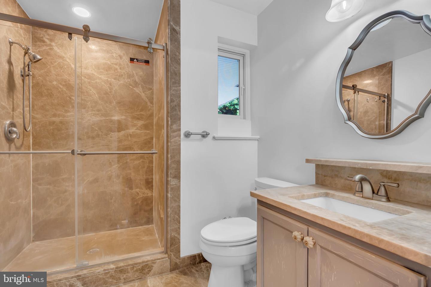 6809 BRADDOCK RD, SPRINGFIELD, Virginia 22151, 4 Bedrooms Bedrooms, ,3 BathroomsBathrooms,Residential,For sale,6809 BRADDOCK RD,VAFX2239036 MLS # VAFX2239036