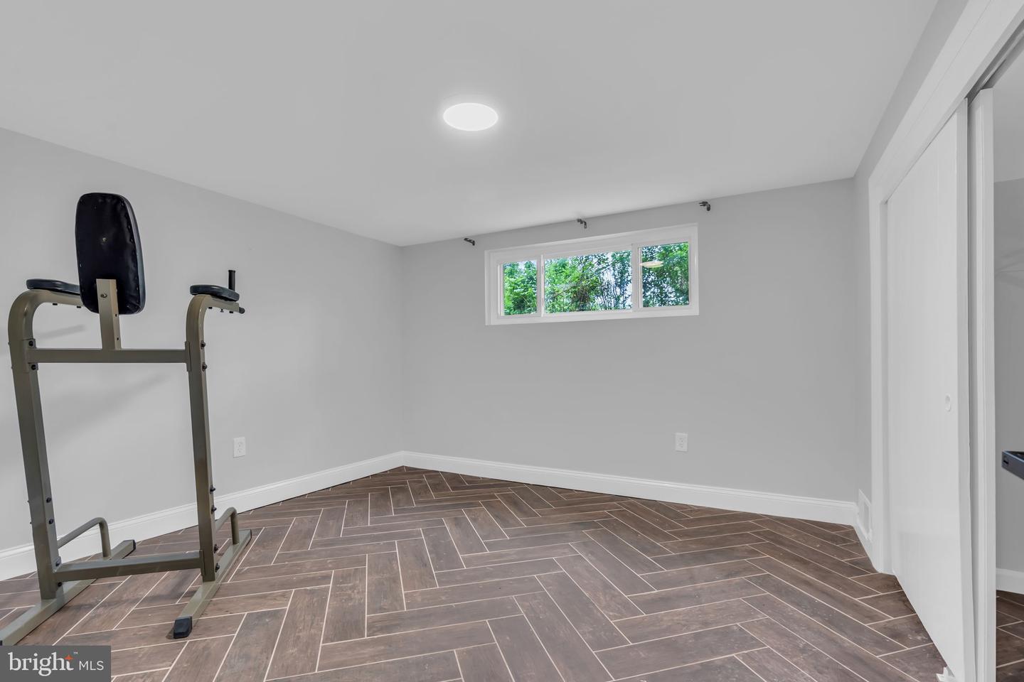 6809 BRADDOCK RD, SPRINGFIELD, Virginia 22151, 4 Bedrooms Bedrooms, ,3 BathroomsBathrooms,Residential,For sale,6809 BRADDOCK RD,VAFX2239036 MLS # VAFX2239036