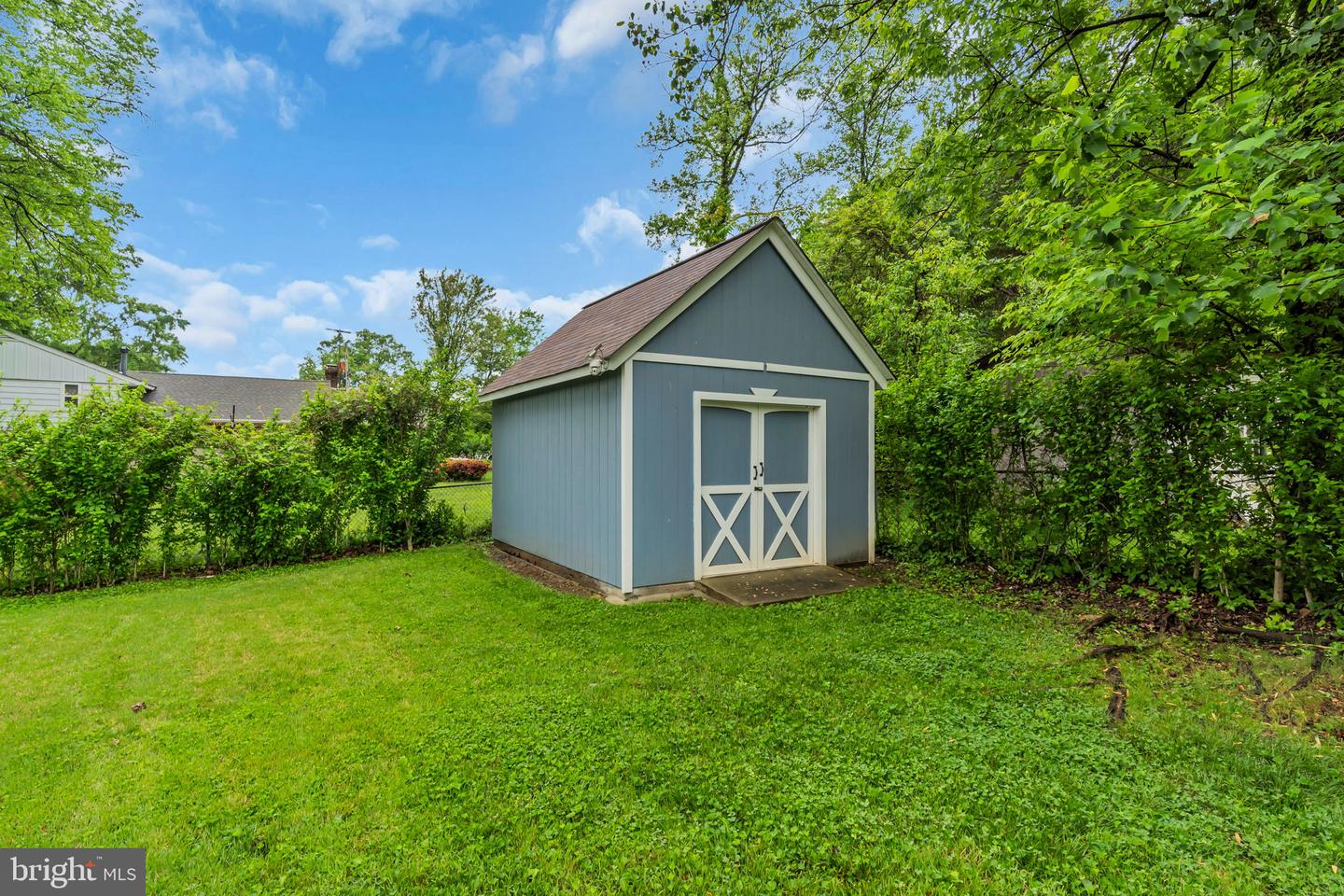 6809 BRADDOCK RD, SPRINGFIELD, Virginia 22151, 4 Bedrooms Bedrooms, ,3 BathroomsBathrooms,Residential,For sale,6809 BRADDOCK RD,VAFX2239036 MLS # VAFX2239036