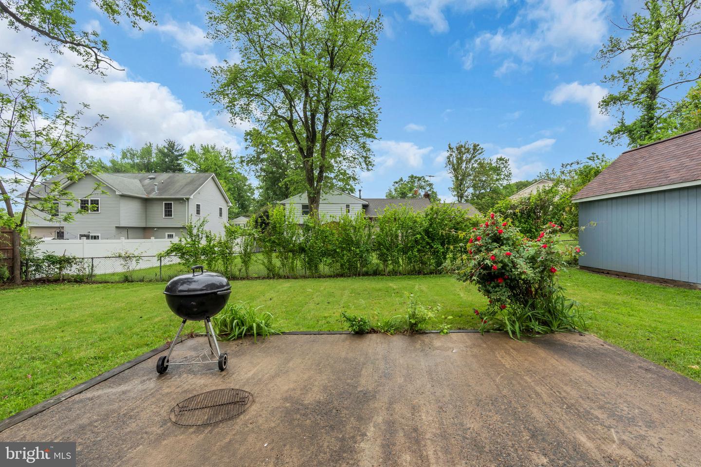6809 BRADDOCK RD, SPRINGFIELD, Virginia 22151, 4 Bedrooms Bedrooms, ,3 BathroomsBathrooms,Residential,For sale,6809 BRADDOCK RD,VAFX2239036 MLS # VAFX2239036