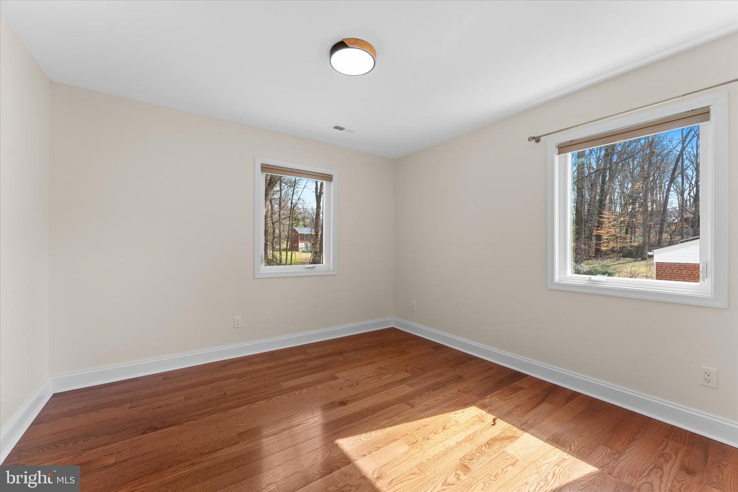 3805 CAROLYN AVE, FAIRFAX, Virginia 22031, 6 Bedrooms Bedrooms, ,5 BathroomsBathrooms,Residential,For sale,3805 CAROLYN AVE,VAFC2006278 MLS # VAFC2006278