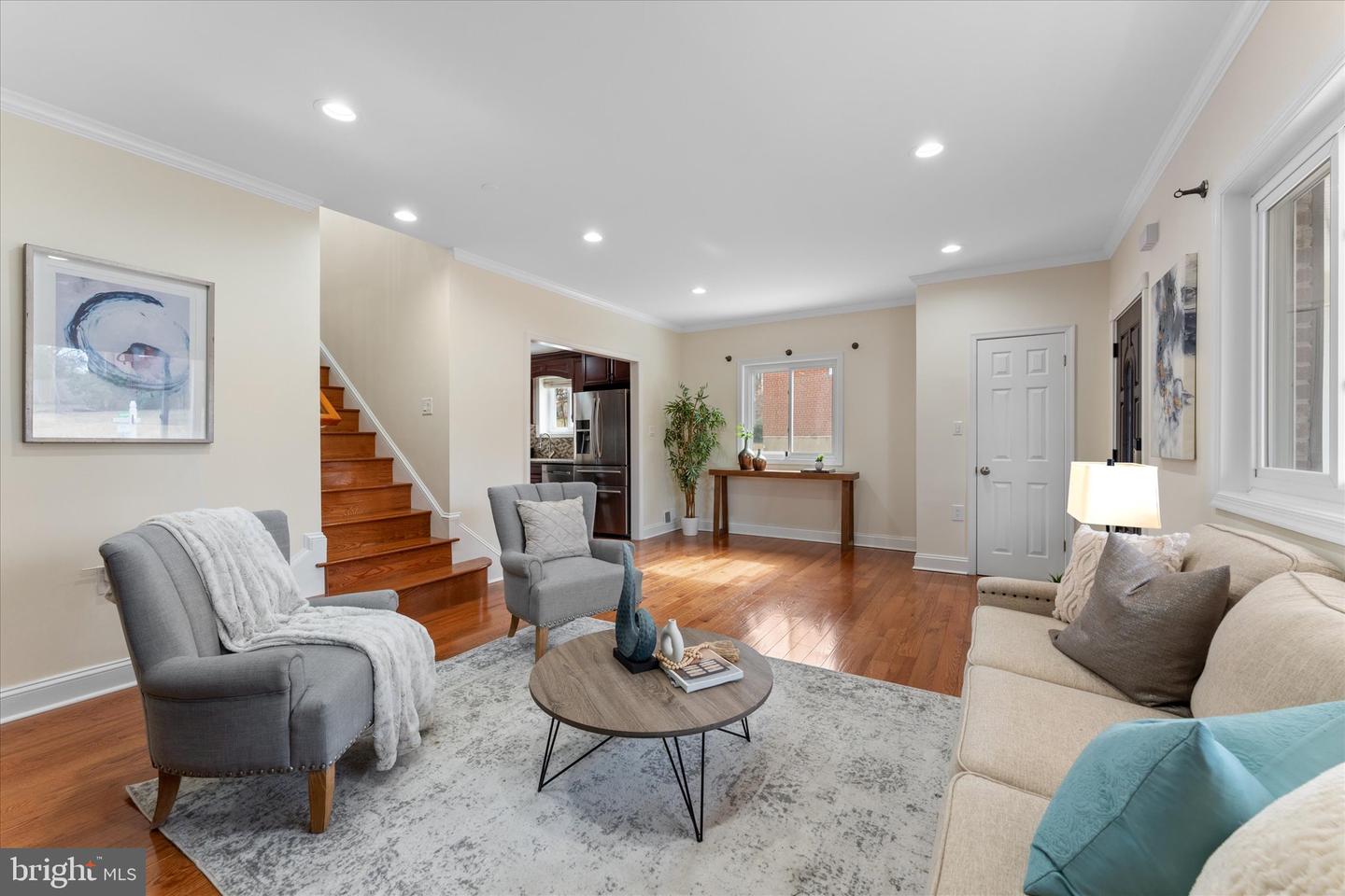 3805 CAROLYN AVE, FAIRFAX, Virginia 22031, 6 Bedrooms Bedrooms, ,5 BathroomsBathrooms,Residential,For sale,3805 CAROLYN AVE,VAFC2006278 MLS # VAFC2006278