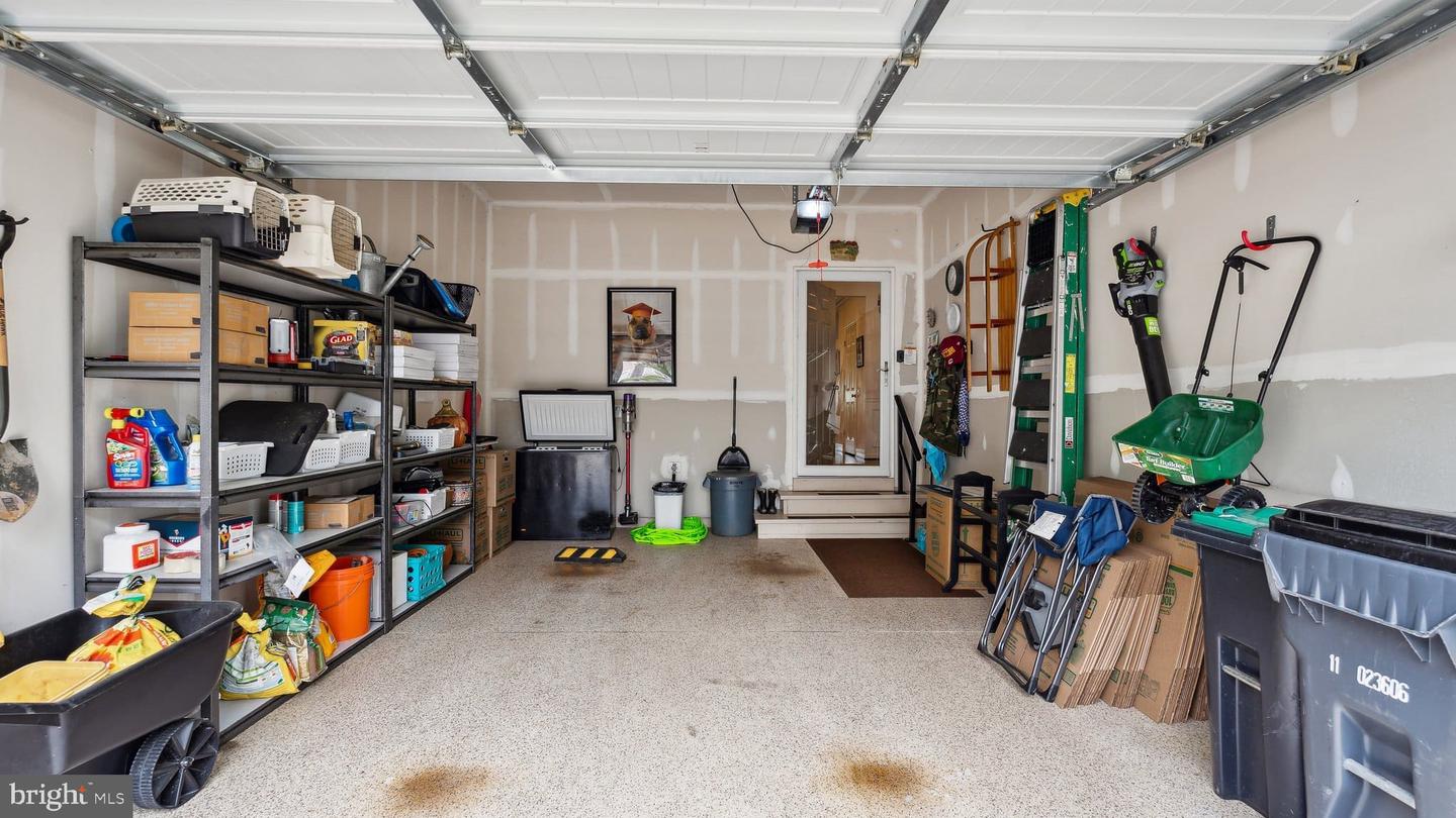 128 LONG POINT DR, FREDERICKSBURG, Virginia 22406, 2 Bedrooms Bedrooms, ,2 BathroomsBathrooms,Residential,For sale,128 LONG POINT DR,VAST2038564 MLS # VAST2038564