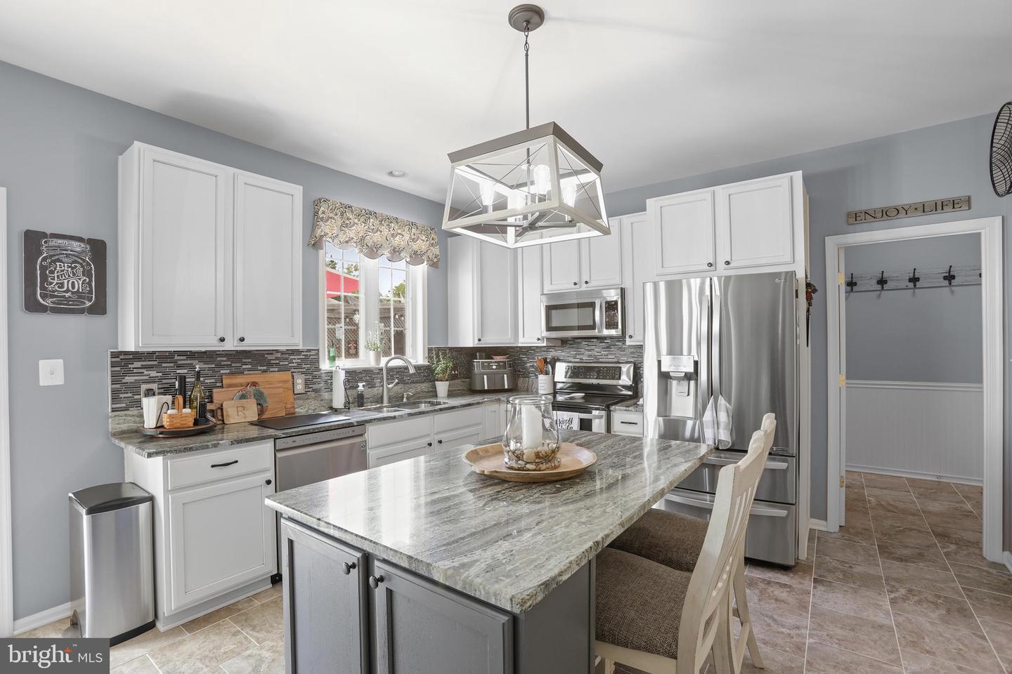 2609 MELISSA CT, FREDERICKSBURG, Virginia 22408, 5 Bedrooms Bedrooms, ,4 BathroomsBathrooms,Residential,For sale,2609 MELISSA CT,VASP2032876 MLS # VASP2032876