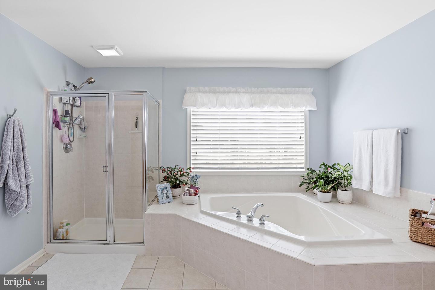 2609 MELISSA CT, FREDERICKSBURG, Virginia 22408, 5 Bedrooms Bedrooms, ,4 BathroomsBathrooms,Residential,For sale,2609 MELISSA CT,VASP2032876 MLS # VASP2032876