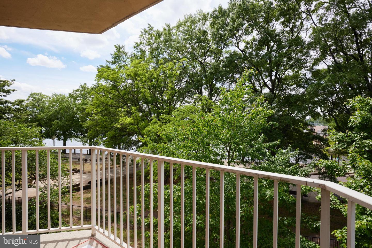550 N ST SW #S201, WASHINGTON, District Of Columbia 20024, 3 Bedrooms Bedrooms, ,3 BathroomsBathrooms,Residential,For sale,550 N ST SW #S201,DCDC2199304 MLS # DCDC2199304