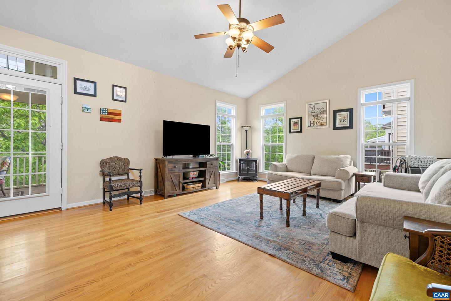 382 GRAYROCK DR, CROZET, Virginia 22932, 5 Bedrooms Bedrooms, ,3 BathroomsBathrooms,Residential,For sale,382 GRAYROCK DR,664155 MLS # 664155