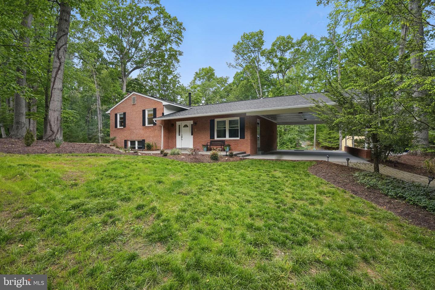 6404 YATES FORD RD, MANASSAS, Virginia 20111, 4 Bedrooms Bedrooms, ,3 BathroomsBathrooms,Residential,For sale,6404 YATES FORD RD,VAPW2094156 MLS # VAPW2094156
