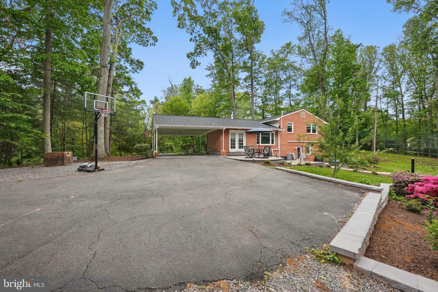 6404 YATES FORD RD, MANASSAS, Virginia 20111, 4 Bedrooms Bedrooms, ,3 BathroomsBathrooms,Residential,For sale,6404 YATES FORD RD,VAPW2094156 MLS # VAPW2094156