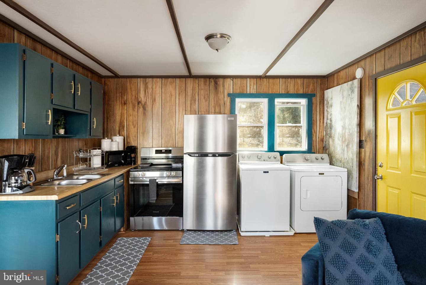 849 SUNDANCE MOUNTAIN RD, NEW MARKET, Virginia 22844, 2 Bedrooms Bedrooms, ,1 BathroomBathrooms,Residential,For sale,849 SUNDANCE MOUNTAIN RD,VARO2002270 MLS # VARO2002270
