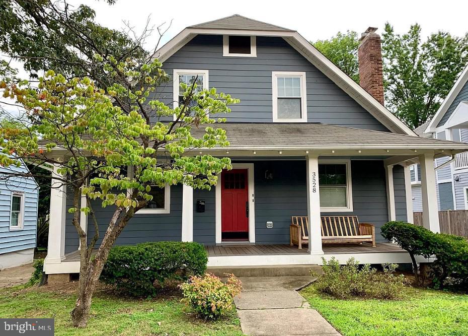 3528 14TH ST N, ARLINGTON, Virginia 22201, 6 Bedrooms Bedrooms, ,5 BathroomsBathrooms,Residential,For sale,3528 14TH ST N,VAAR2057134 MLS # VAAR2057134