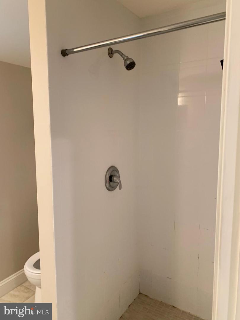 3528 14TH ST N, ARLINGTON, Virginia 22201, 6 Bedrooms Bedrooms, ,5 BathroomsBathrooms,Residential,For sale,3528 14TH ST N,VAAR2057134 MLS # VAAR2057134