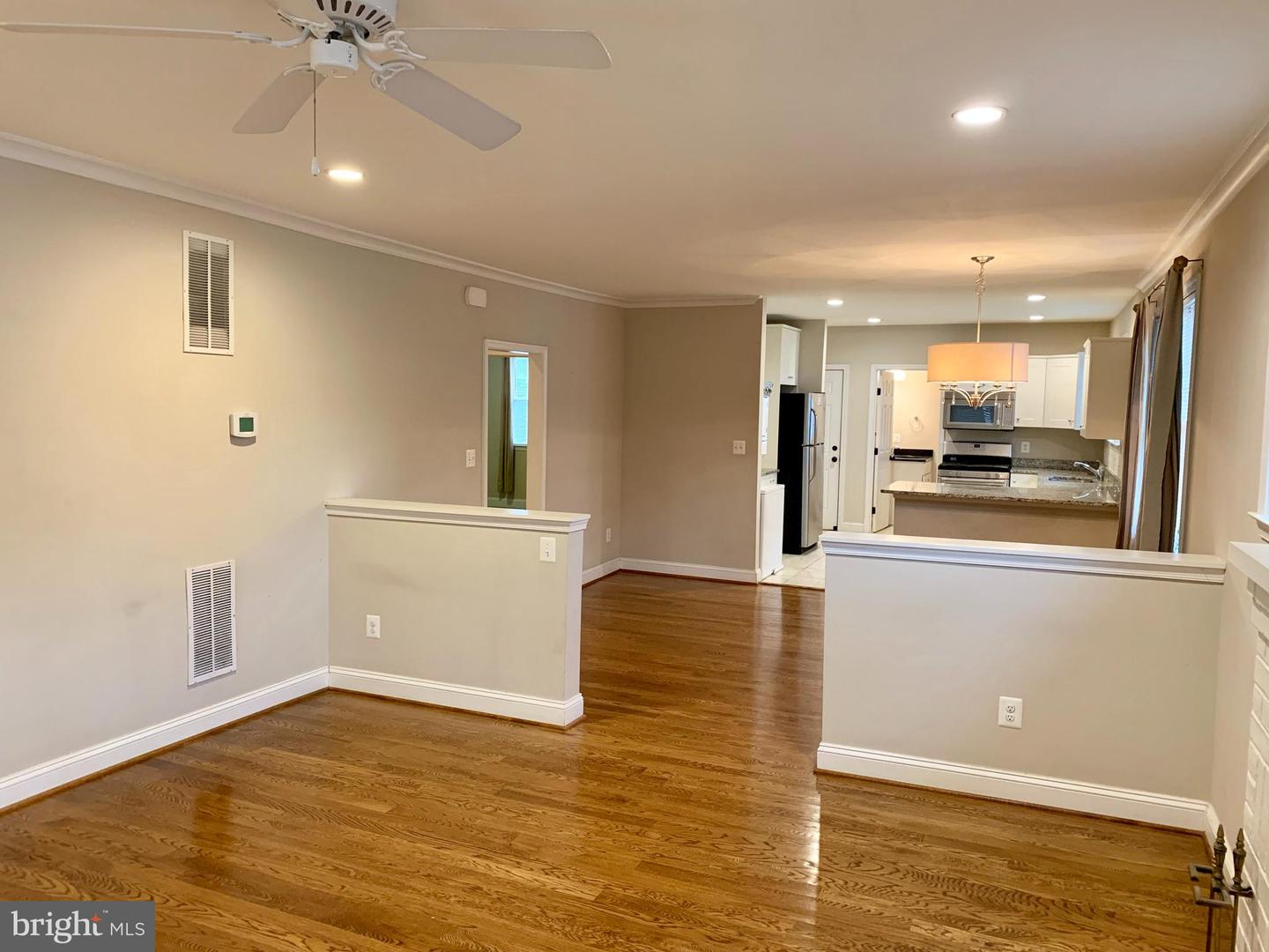 3528 14TH ST N, ARLINGTON, Virginia 22201, 6 Bedrooms Bedrooms, ,5 BathroomsBathrooms,Residential,For sale,3528 14TH ST N,VAAR2057134 MLS # VAAR2057134