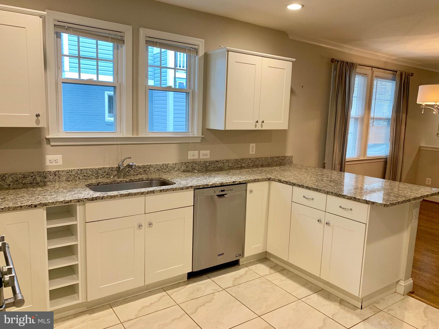 3528 14TH ST N, ARLINGTON, Virginia 22201, 6 Bedrooms Bedrooms, ,5 BathroomsBathrooms,Residential,For sale,3528 14TH ST N,VAAR2057134 MLS # VAAR2057134