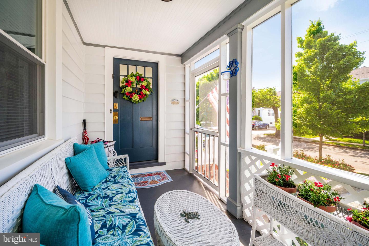 13 W MASONIC VIEW AVE, ALEXANDRIA, Virginia 22301, 4 Bedrooms Bedrooms, ,3 BathroomsBathrooms,Residential,For sale,13 W MASONIC VIEW AVE,VAAX2045066 MLS # VAAX2045066